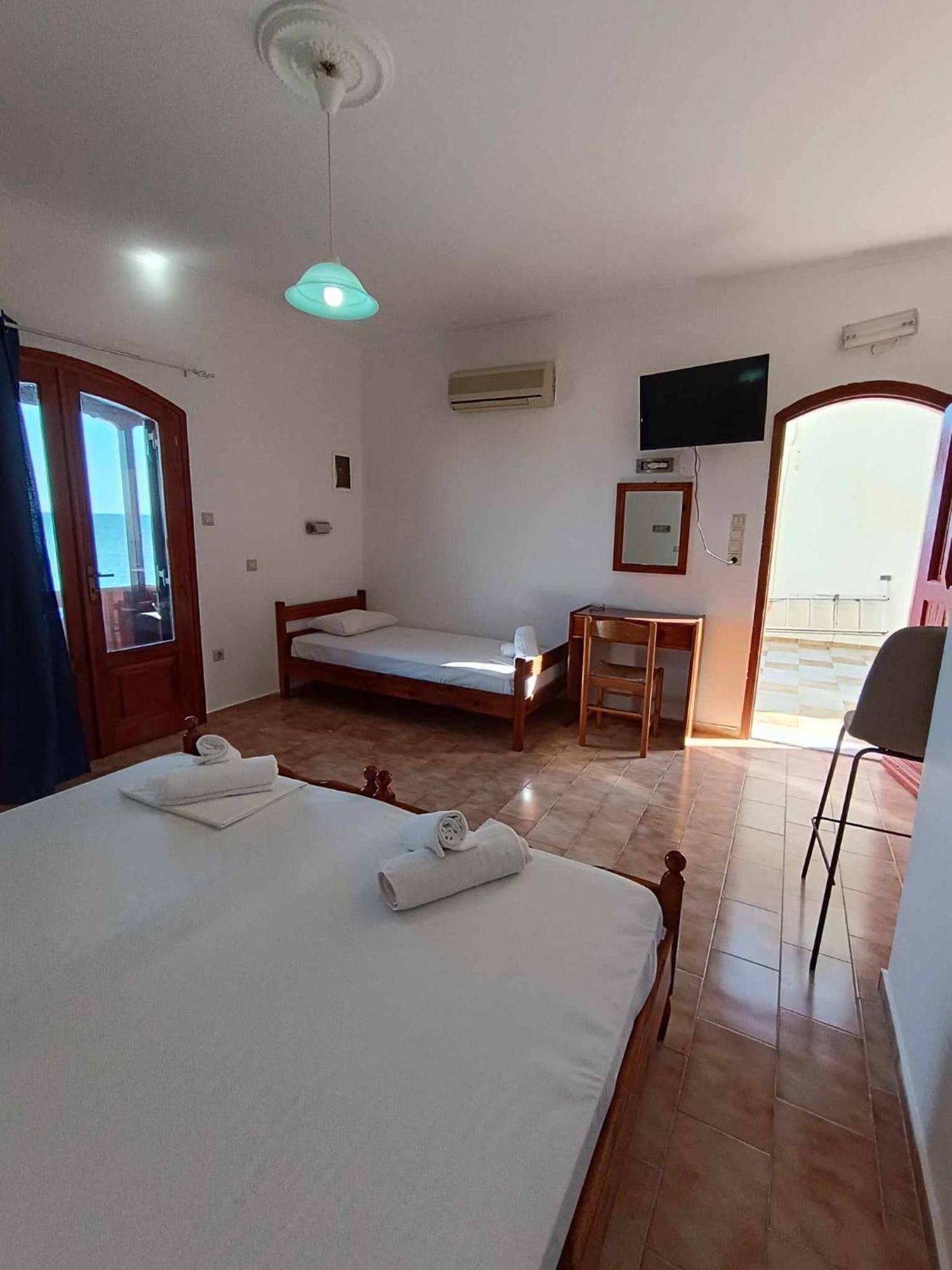 Nisaki Chios Apartments Agia Ermioni Luaran gambar